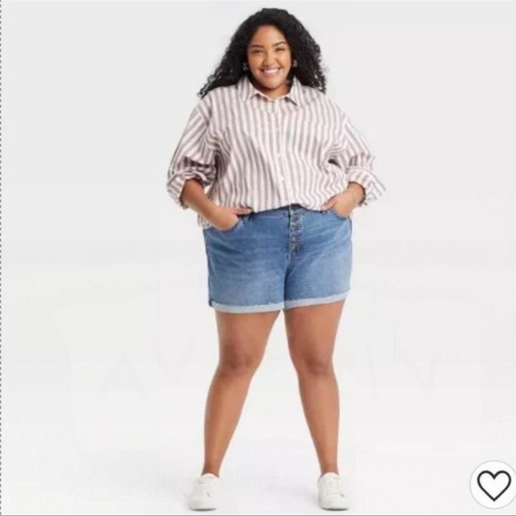 Ava & Viv Pants - Ava & Viv Blue Mid Rise Cuffed Midi Denim Shorts Plus Size 26W Button Front NEW